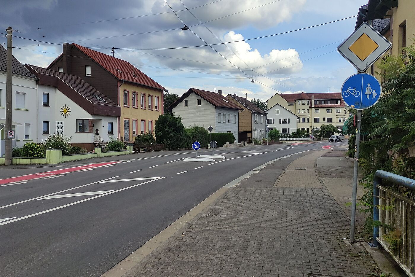 Neue Querungshilfe Lindenstraße